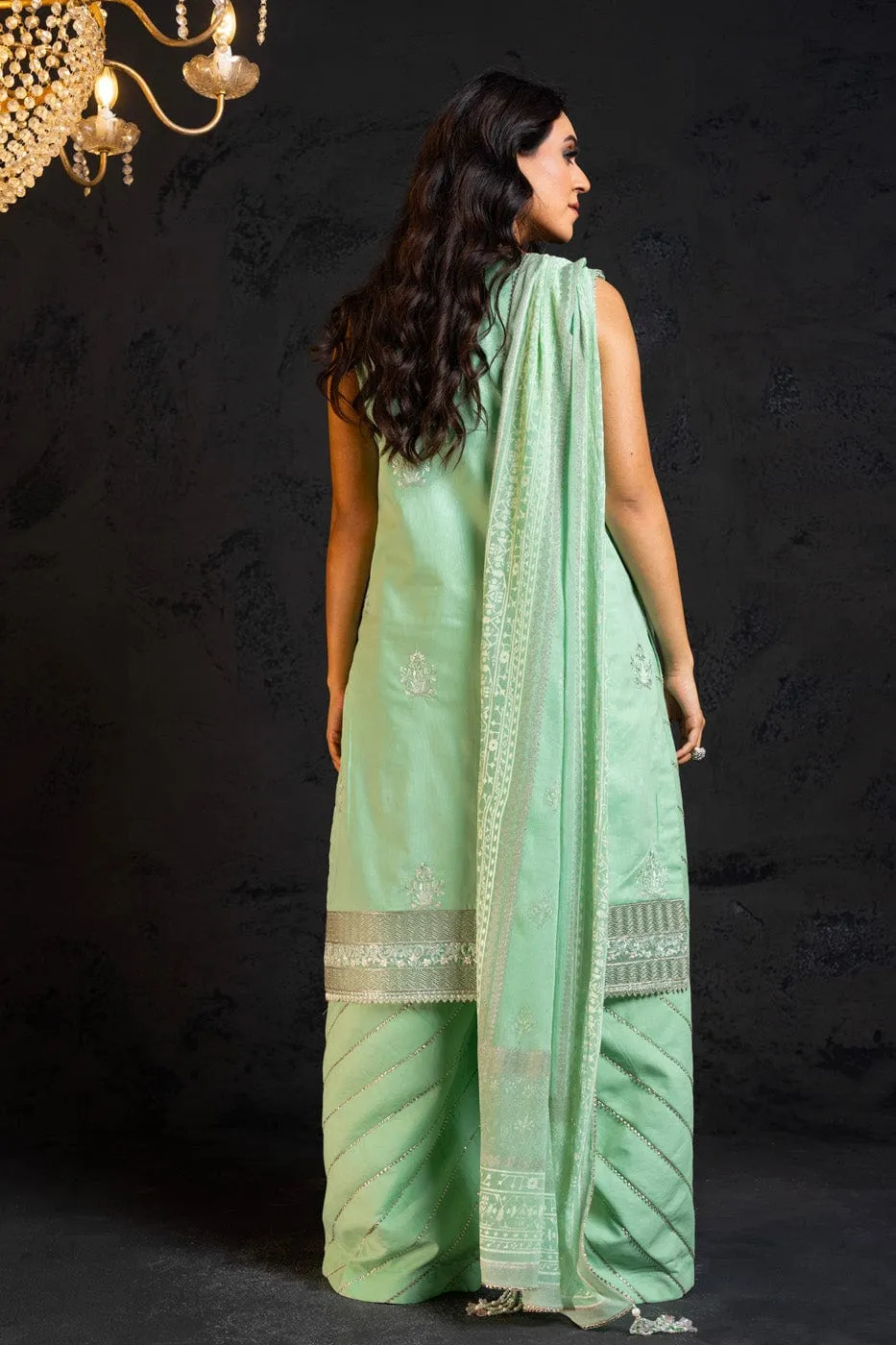 3 Pc Embroidered Lawn Suit With Chiffon Dupatta