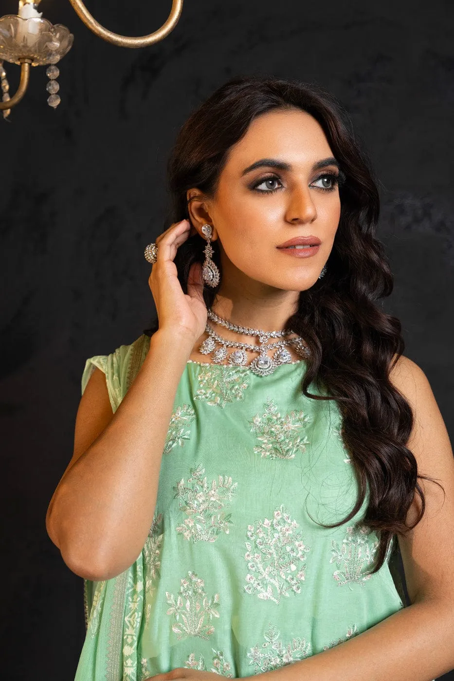 3 Pc Embroidered Lawn Suit With Chiffon Dupatta