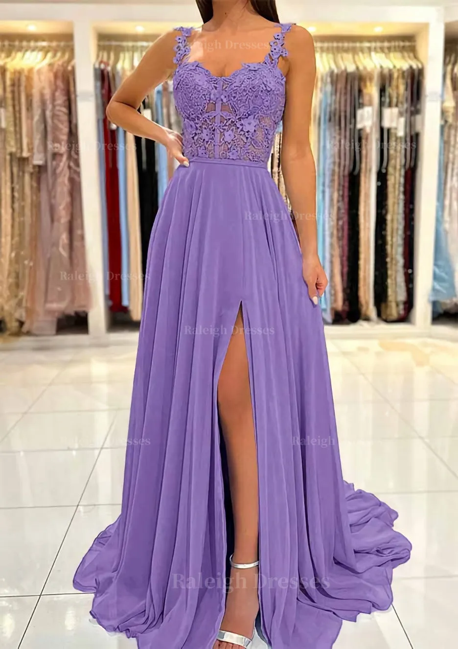 A-line Sweetheart Sleeveless Sweep Train Chiffon Prom Dress With Appliqued Split