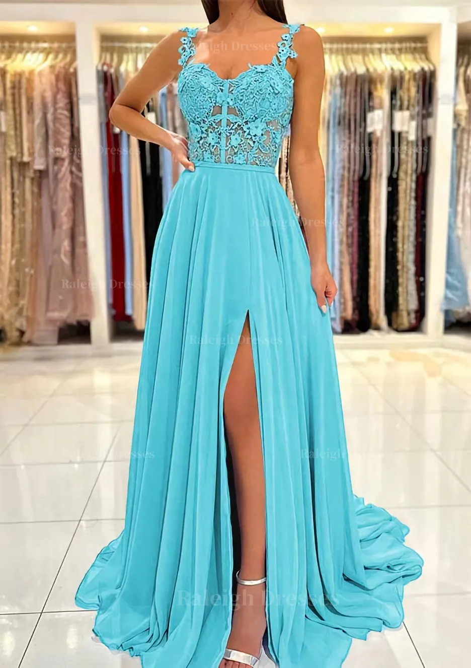 A-line Sweetheart Sleeveless Sweep Train Chiffon Prom Dress With Appliqued Split