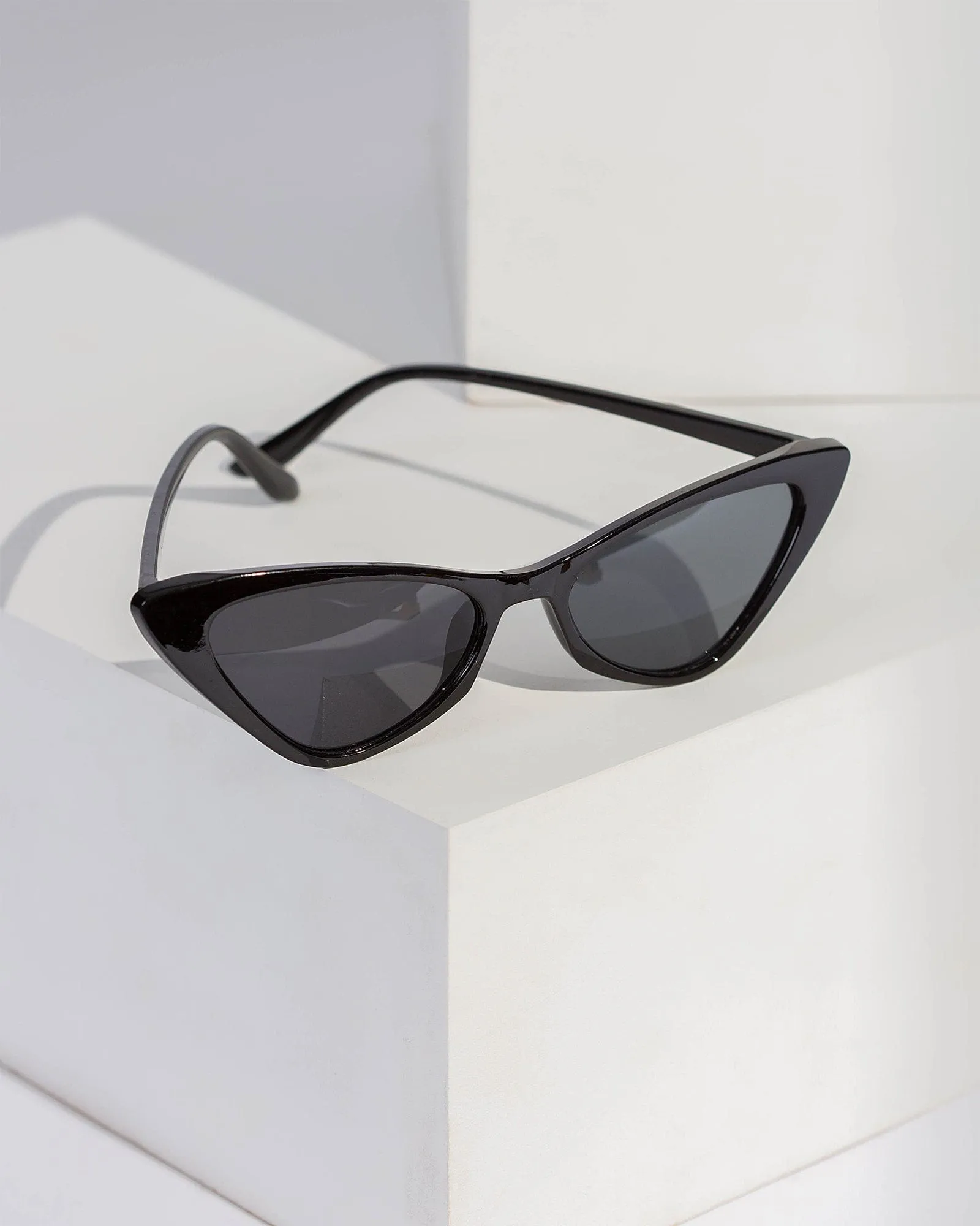 Black Elongated Oval Sunglasses