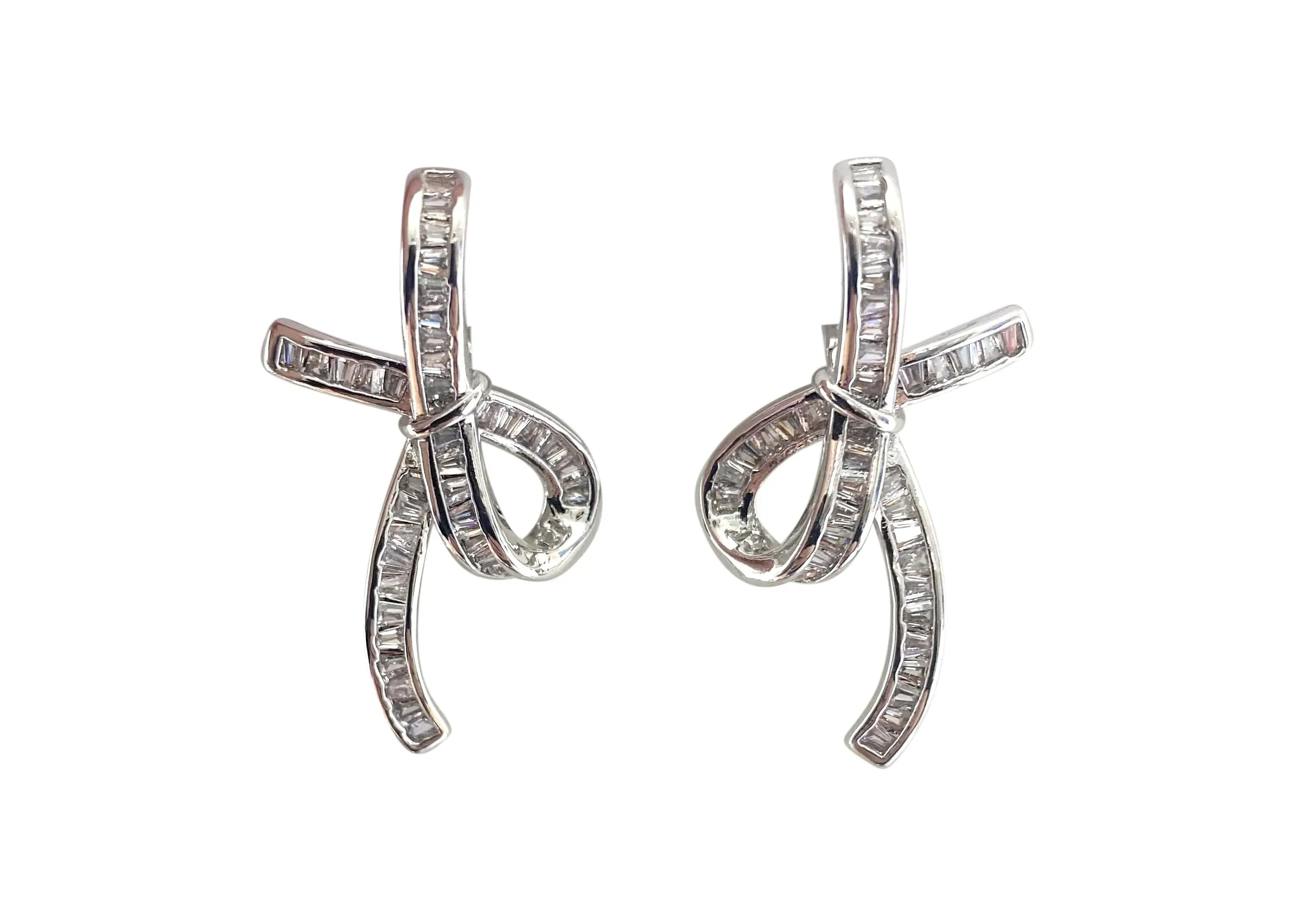 Bradford Bow Earring