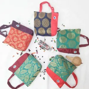 Brocade Zippered Giveaway Bag bundle