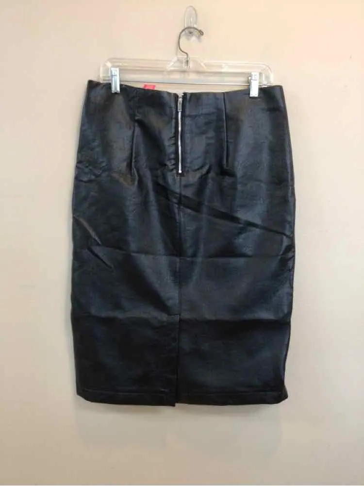 CATHERINE MALADRINO SIZE 6 Ladies SKIRT