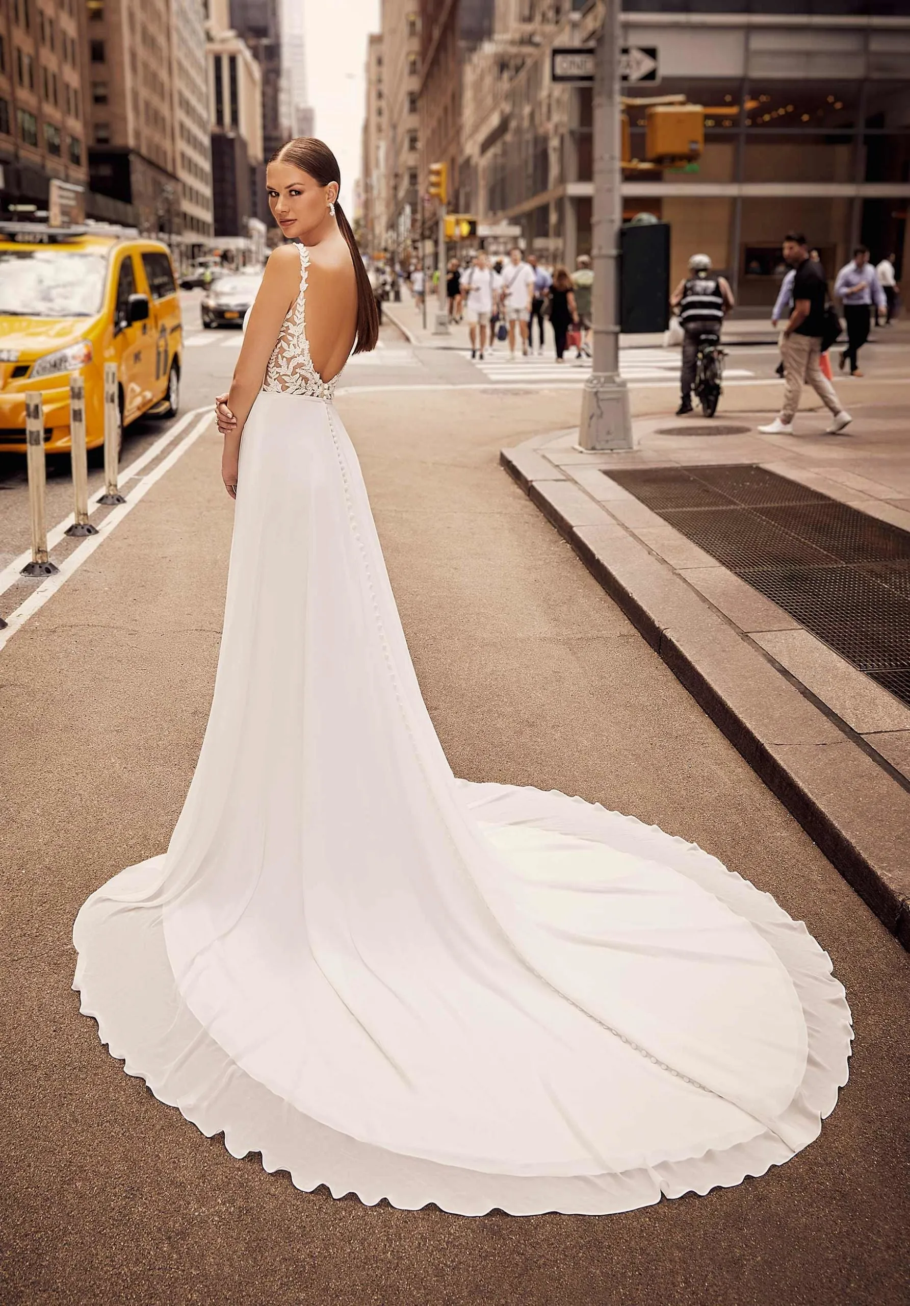 Dress 3833: Amy and Eve "15009" waist 31