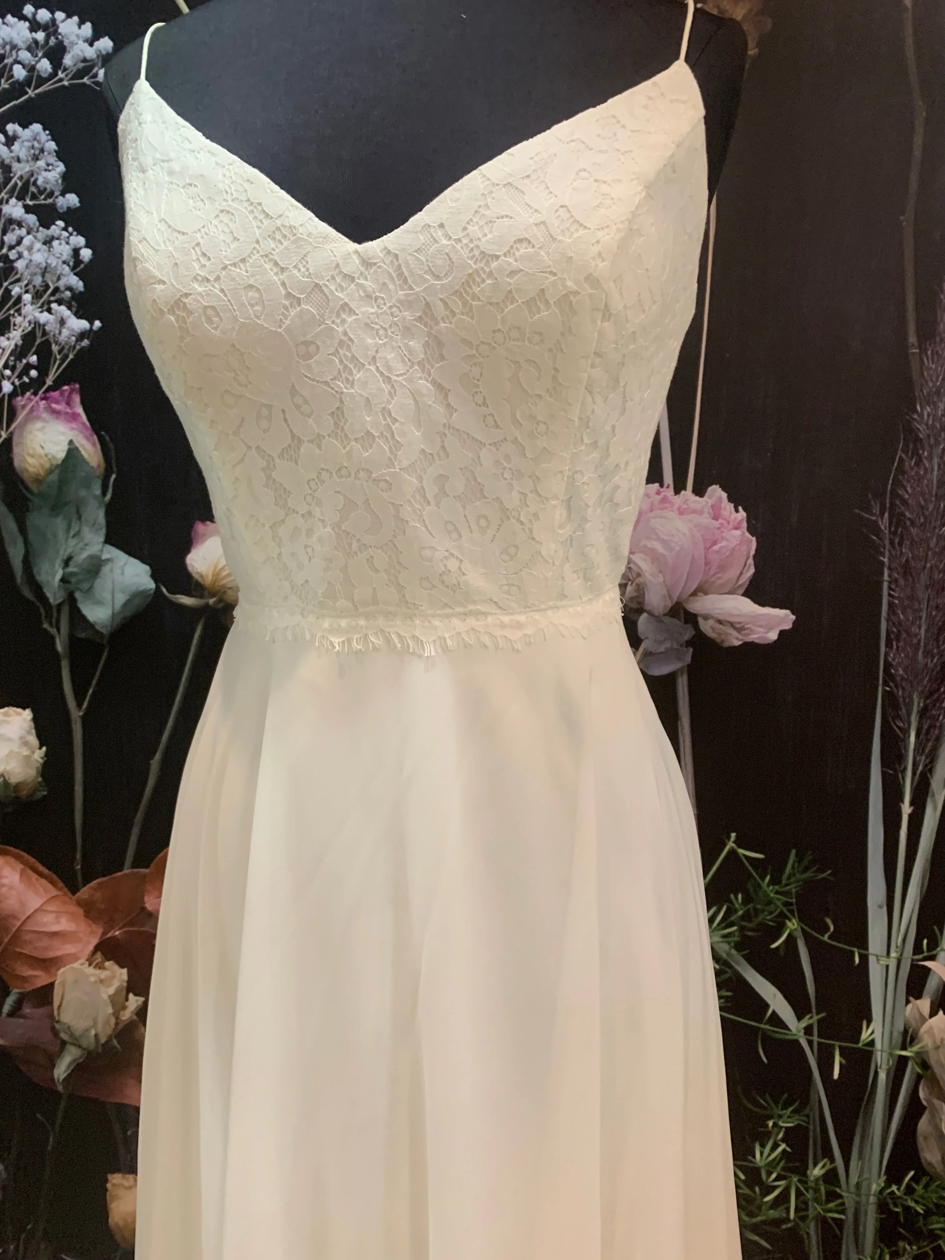 Dress 808: Christina Wu "22807" waist 31