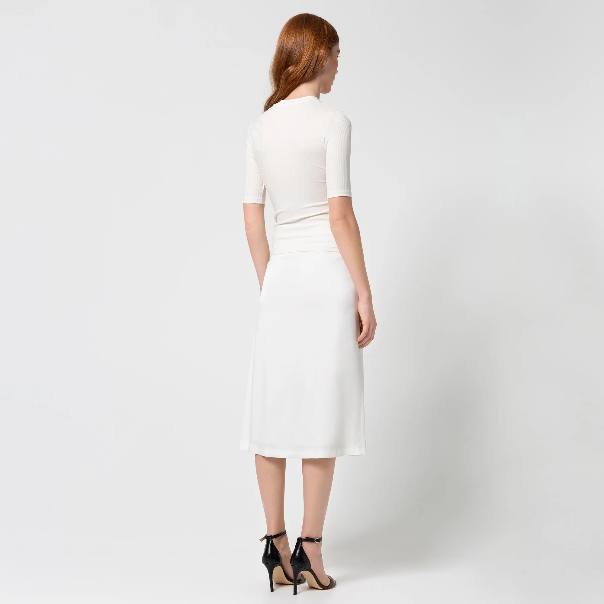 FLOWING SILK SKIRT IN WHITE