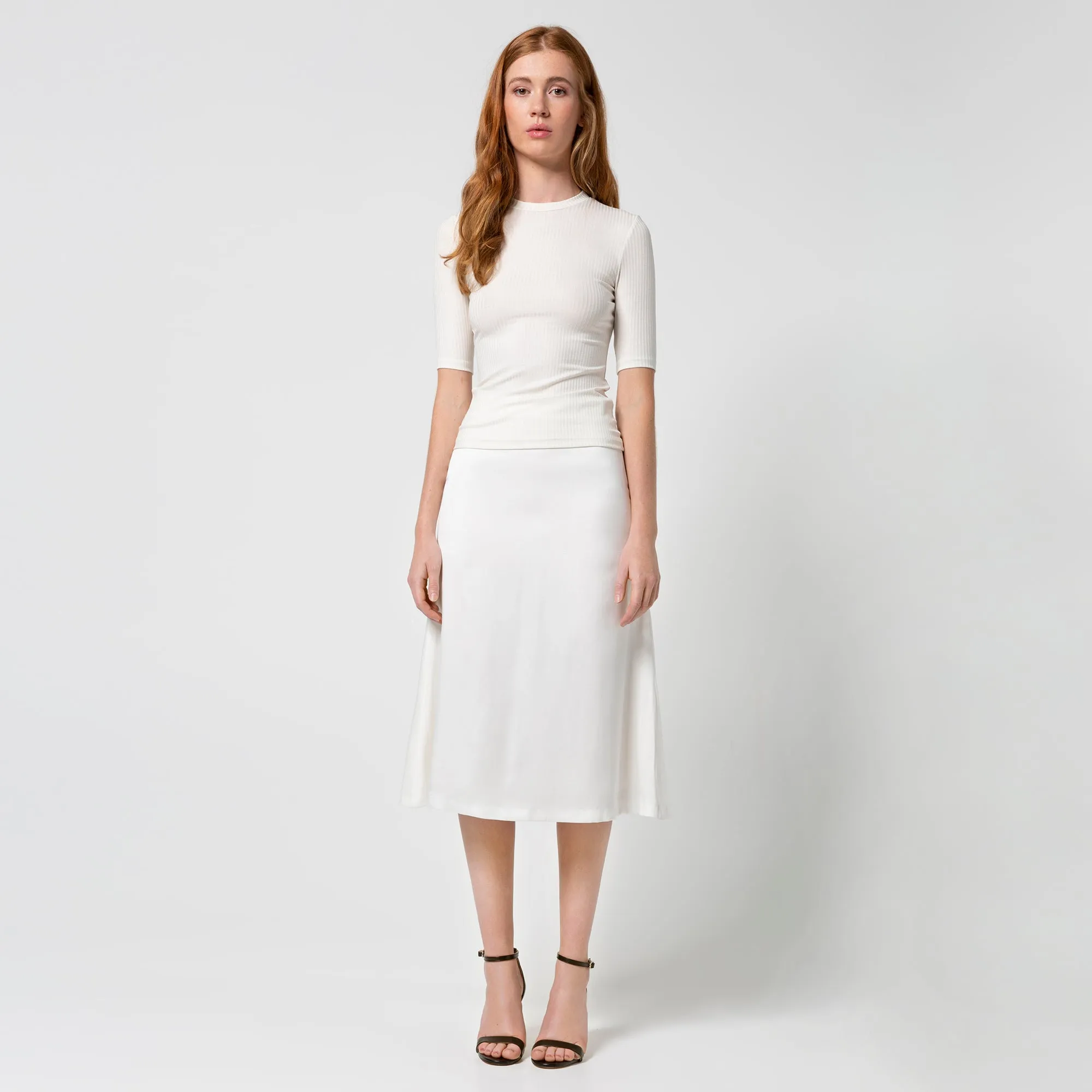 FLOWING SILK SKIRT IN WHITE