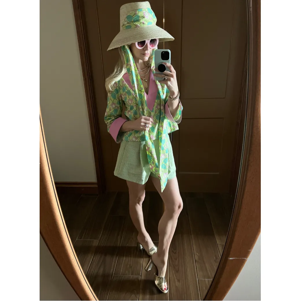 SAMPLE - BURU x Sarah Bray Bermuda Deep V Mod Top - Lotus Floral & Pink