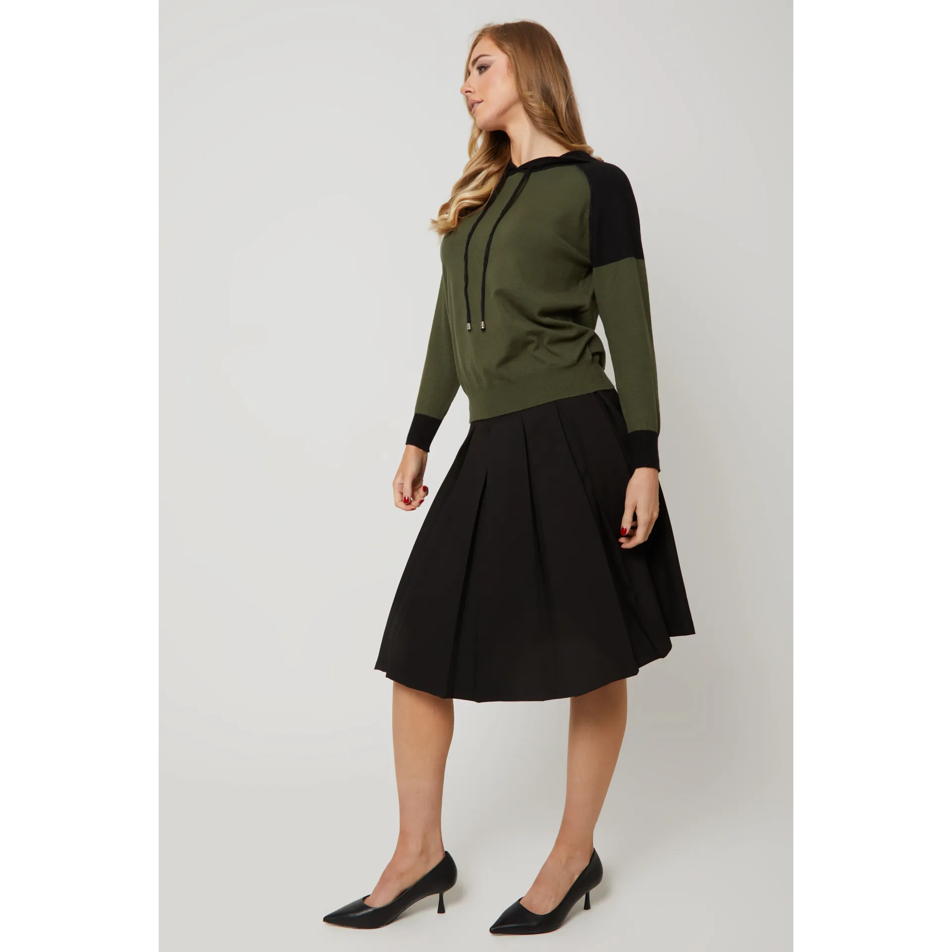 Women's Pleated Skirt